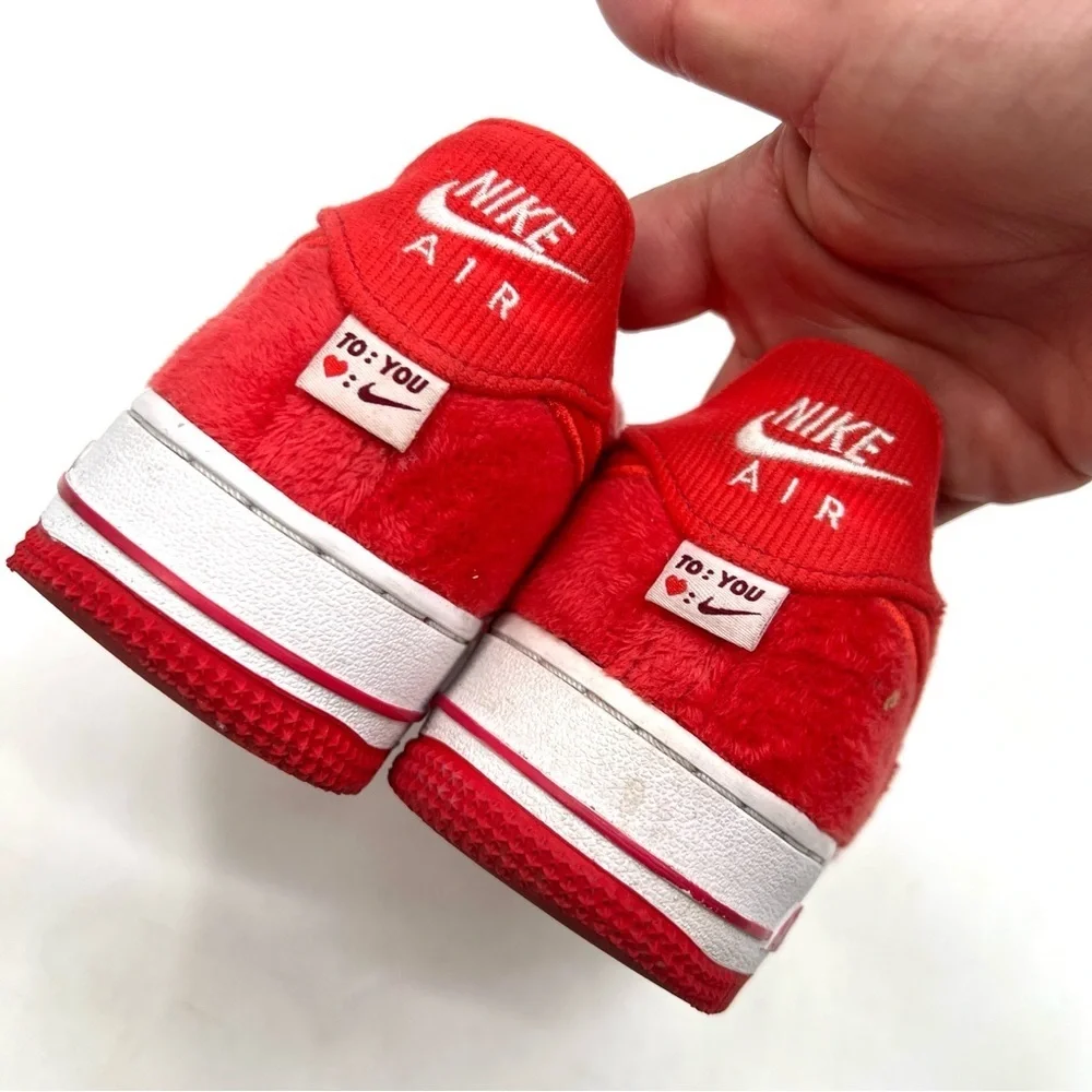 Nike item good